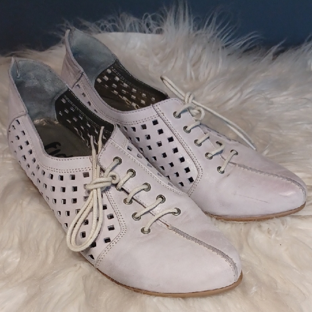 Fidji Leather Mocassins